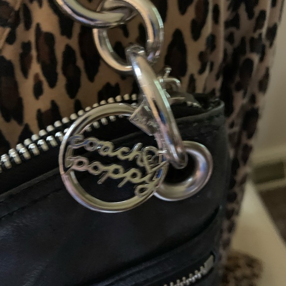 Coach Poppy Crossbody Black - Picture 5 of 9